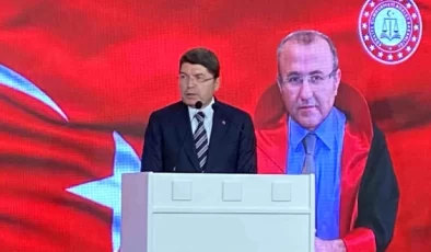 Adalet Bakanı Yılmaz Tunç, Mehmet Selim Kiraz’ın anısına düzenlenen iftar programında konuştu