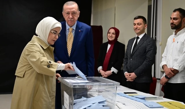 Cumhurbaşkanı Erdoğan oyunu kullandı: Bu seçim yeni bir dönemin başlangıcına vesile olacak