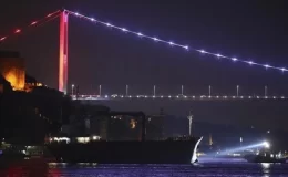 İstanbul Boğazı’nda gemi arızası! Boğaz trafiği çift yönlü askıya alındı