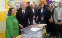 Kılıçdaroğlu, 14 yıl sonra ilk kez normal bir vatandaş olarak oy kullandı