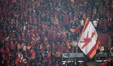 Maç biter bitmez paylaştılar! Galatasaray’dan Beşiktaş’a şarkılı gönderme