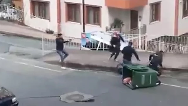 Rize’de husumetli iki grup, cadde ortasında çatıştı