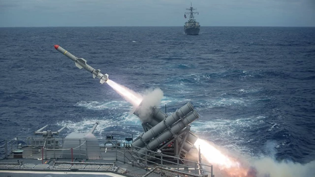 İran’ın füze saldırısı tehlikesi nedeniyle ABD savaş gemisi İsrail açıklarına demirledi