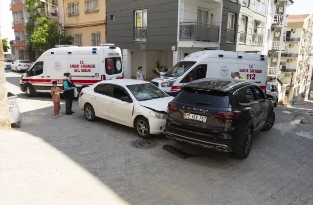 Aydın’da Cip ile Otomobil Çarpıştı: 5 Kişi Yaralandı