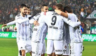 Beşiktaş’tan sürpriz transfer hamlesi! Yıldız futbolcuyla 3 yıllık sözleşme imzalandı
