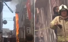 Beyoğlu’nda korkutan yangın! Bitişik iki binadan alevler yükseldi