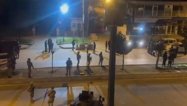 Bitlis’te seçim gerginliği! 14 kişi gözaltına alındı, 5 polis hafif şekilde yaralandı