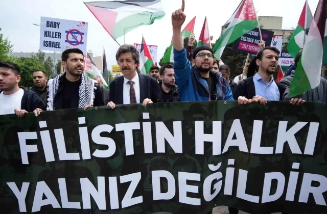 Bursa Uludağ Üniversitesi Öğrencileri Filistin’e Destek İçin Eylem Yaptı