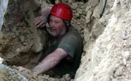 Çanakkale’de kanal kazısında toprak altında kalan 3 işçiden 2’si yaşamını yitirdi