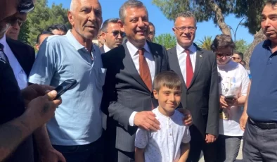 CHP Genel Başkanı Özgür Özel, 9 yaşındaki adaşıyla buluştu