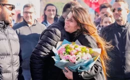 CHP’nin adayı Lâl Denizli, Çeşme’nin ilk kadın belediye başkanı oldu