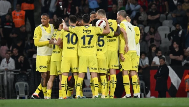 Fenerbahçe, Süper Lig’de deplasman galibiyeti rekorunu kırdı