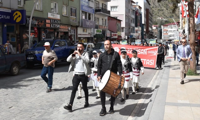 Gümüşhane’de Turizm Haftası etkinlikleri kapsamında kortej yürüyüşü yapıldı