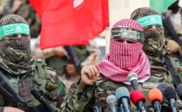 Hamas’tan İran’ın İsrail’e yönelik saldırısına ilk yorum: Askeri operasyon doğal bir haktır