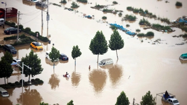 İran’da sel felaketinde 10 kişi hayatını kaybetti