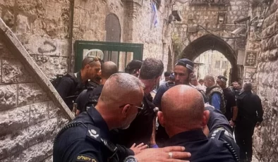 Kudüs’te İsrail polisine bıçaklı saldırı düzenleyen Türk vatandaşı öldürüldü