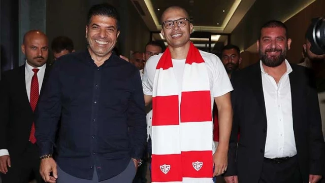 Antalyaspor’un yeni teknik direktörü Alex de Souza imza için Türkiye’ye geldi