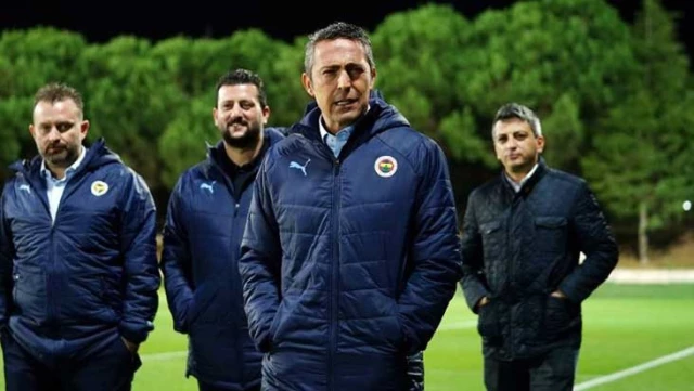 Birdenbire Samandıra’ya geldi! Ali Koç’un Galatasaray derbisi öncesi futbolculara söylediklerine bakın