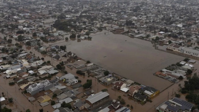 Brezilya’da sel faciası: 100 ölü, 128 kayıp