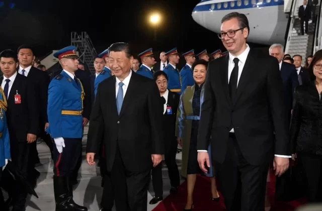 Çin Devlet Başkanı Şi Cinping Sırbistan’a geldi