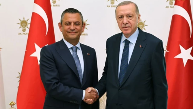 Cumhurbaşkanı Erdoğan, CHP’yi na zaman ziyaret edecek? AK Partili isim canlı yayında tarih verdi