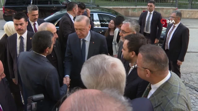 Cumhurbaşkanı Erdoğan, Türk Metal Sendikası’na taziye ziyaretinde bulundu
