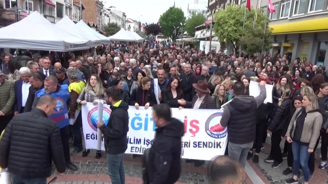 Edirne’de Öğretmenler Şiddeti Protesto Etti, Bir Gün İş Bıraktı
