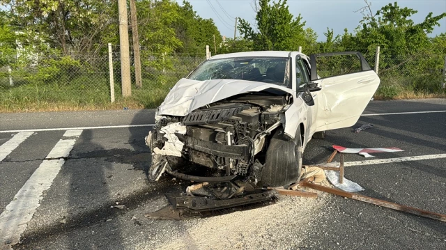Elazığ’da Otomobil Çarpışması: 2’si Ağır 7 Kişi Yaralandı