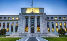 Fed, politika faizini değiştirmeyerek yüzde 5,25-5,50 aralığında sabit tuttu