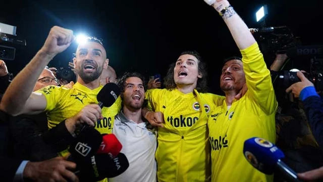 Fenerbahçeli futbolcu Mert Hakan Yandaş’ın 5 maçlık cezasını 4 maça indi