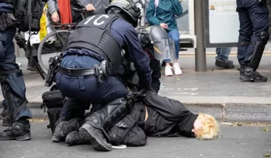 Fransa’daki 1 Mayıs kutlamalarında polisten eylemcilere sert müdahale