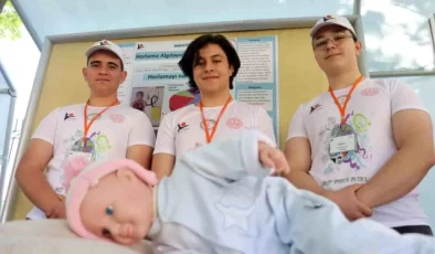 Kayseri’de Lise Öğrencileri Tarafından Geliştirilen Yastıkla Horlama Problemi Çözülüyor