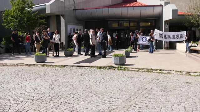 ODTÜ Öğrencileri Devrim Stadyumu’nda Şenlik Taleplerini Yineledi