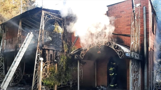 Rusya’da kaçak göçmenlerin yaşadığı binada yangın: 8 ölü, 7 yaralı