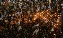 Tel Aviv’de binlerce kişi ateşkes için sokaklara döküldü: Ya kabul edin ya da sokakları yakarız