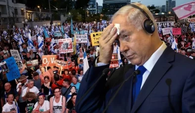 Tel Aviv’de sokaklar yangın yeri! Netanyahu’nun istifasını isteyen göstericilere polisten sert müdahale