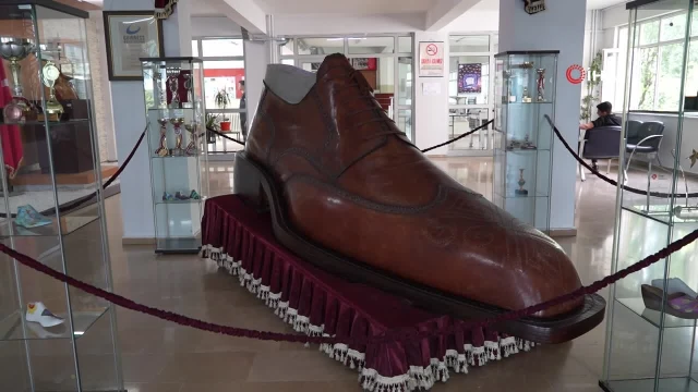 Türkiye’nin ilk ayakkabı üreten lisesi