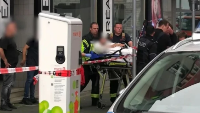 Alman polisi Mehmet’i arıyor! Eşini başından vurup gittiği berber dükkanında katliam yaptı