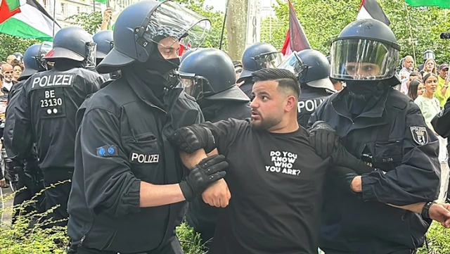 Almanya’da sokaklar alev alev! Göstericilerle polis çatıştı: Çok sayıda gözaltı var