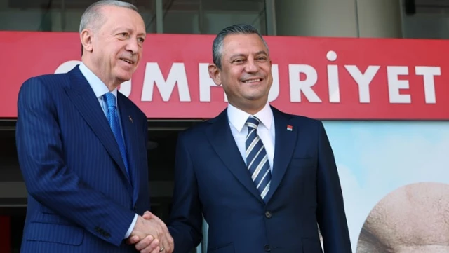 Cumhurbaşkanı Erdoğan’la ne konuştular? CHP lideri Özel’den emeklileri ve asgari ücretliyi umutlandıran sözler
