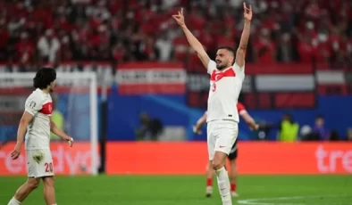 AK Parti’den UEFA’nın Merih Demiral’a verdiği 2 maçlık cezaya sert tepki