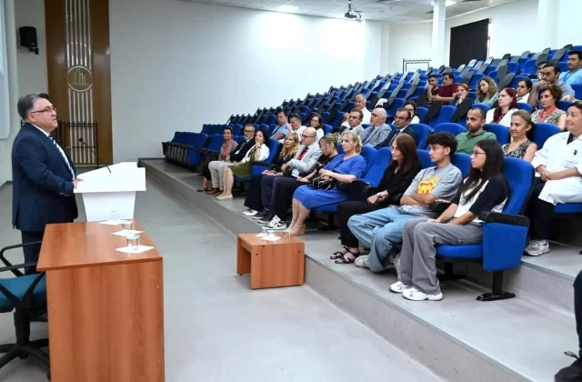 BEÜ Tıp Fakültesinde Prof. Dr. Kemal Karakaya adına amfi ve toplantı salonu açıldı