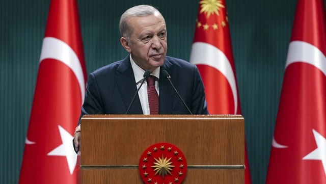 Cumhurbaşkanı Erdoğan’dan üstü kapalı “Suriye” mesajı: Sıkılı yumrukların açılmasında fayda var