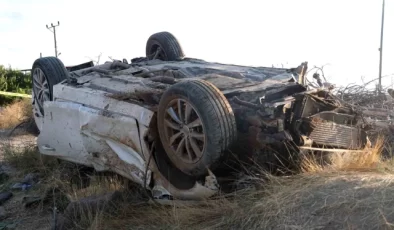 Elazığ’da trafik kazası: Otomobil üç ağaca çarptı, tarlaya uçtu