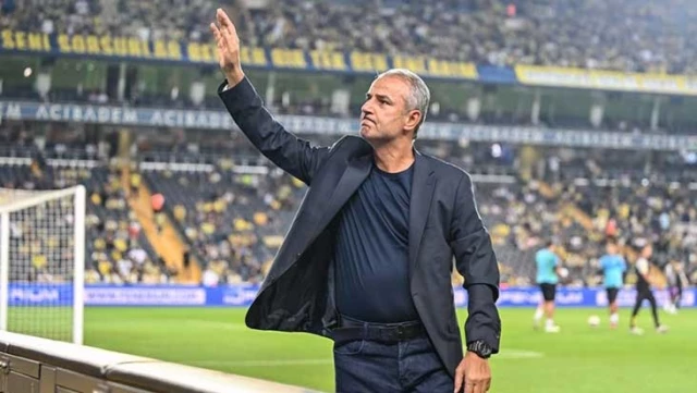 Fenerbahçe’nin eski teknik direktörü İsmail Kartal, kalp krizi geçirdiği yönündeki iddiaları yalanladı