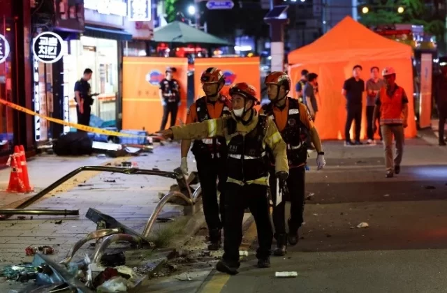 Güney Kore’nin başkenti Seul’da bir araç, kırmızı ışıkta bekleyen yayalara çarptı: 9 kişi öldü, 4 kişi yaralandı