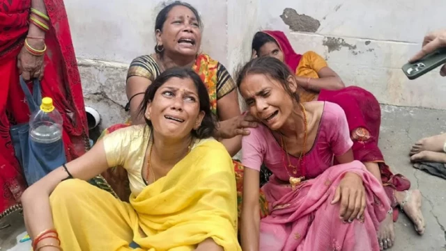 Hindistan’da ayin sırasındaki izdihamda can kaybı 116’ya yükseldi