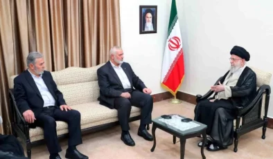 İran Lideri Hamaney, İsrail Karşısında Direniş Gruplarına Destek Verecek