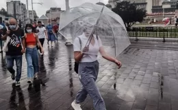 İstanbullular dikkat! AKOM saat verdi, sağanak yağış geliyor