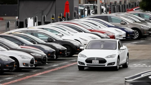 Tesla, ABD’deki 1,8 milyon aracını geri çağırıyor